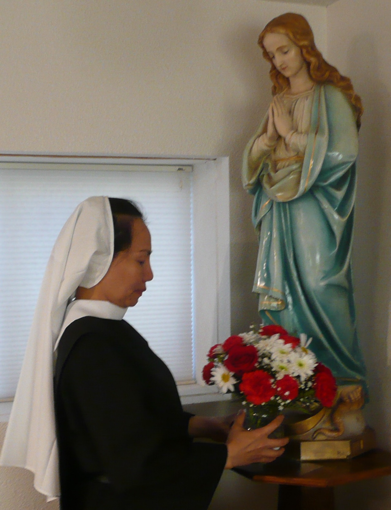 This page can’t be displayed Currently, Sister Agnes Le is studying at our Motherhouse, Jamberoo Abbey. Fix connection problems